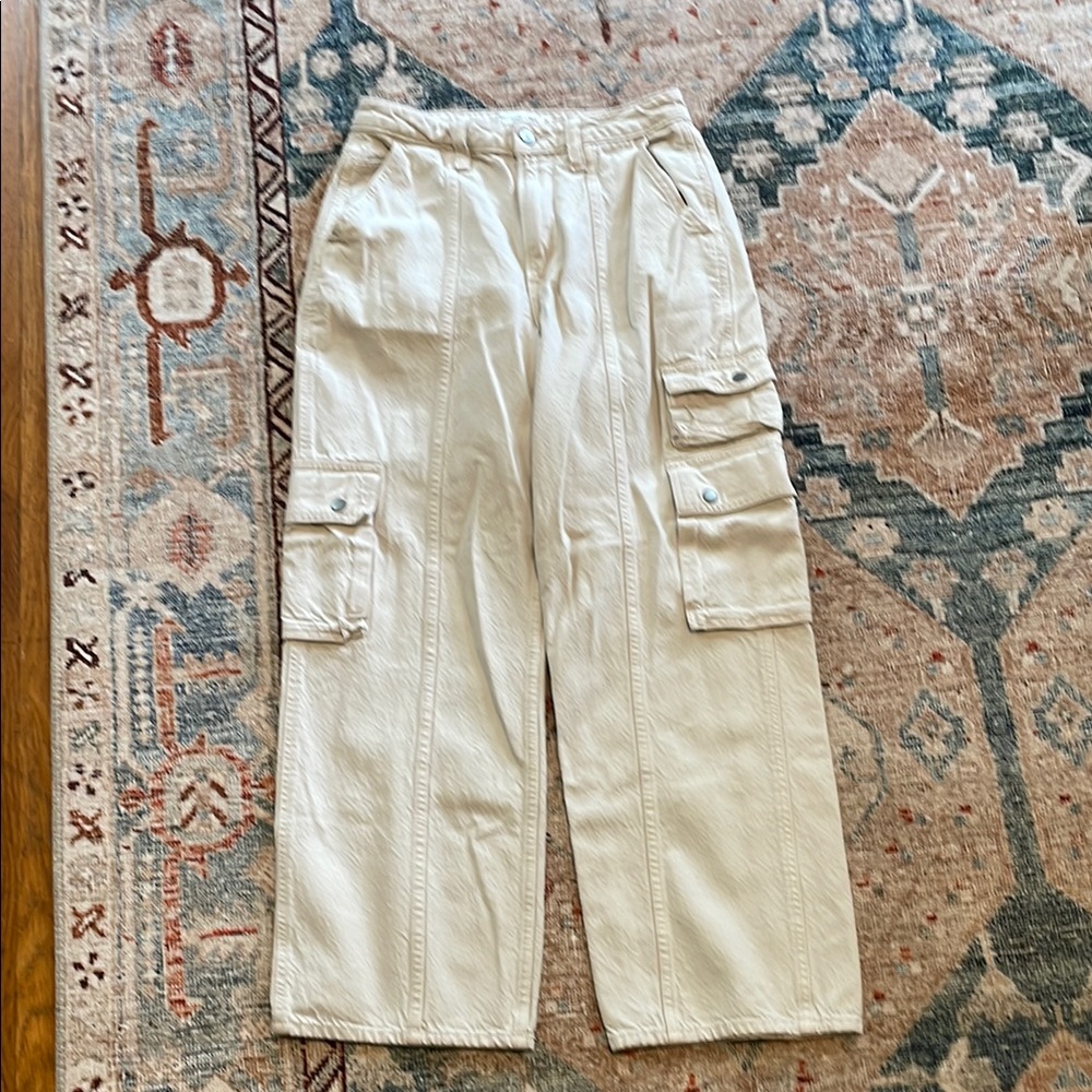 Abercrombie & Fitch Cream Cargo Pants